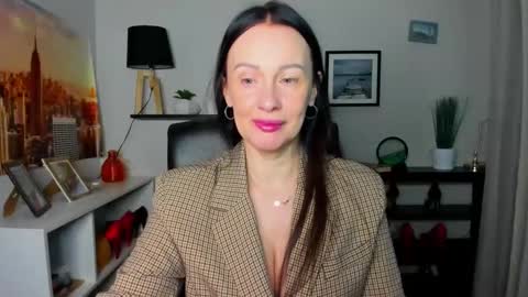 Jasmine online show from December 23, 6:33 am