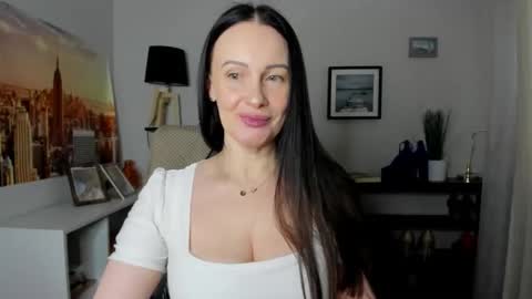 Jasmine online show from March 6, 6:43 am