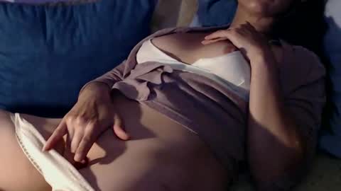 Snapshot of velvet_lips01 chatting on January 8, 10:06 pm Andrea online show from January 8, 10:06 pm