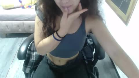 velvet_moon_v online show from November 28, 1:14 pm