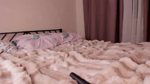 Snapshot of velvetanna1 chatting on January 22, 3:29 pm Hey there Im Anna online show from January 22, 3:29 pm