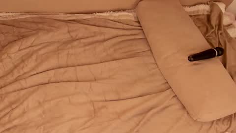 Snapshot of velvetanna1 chatting on September 26, 12:20 pm Hey there Im Anna online show from September 26, 12:20 pm