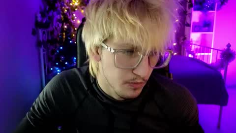 velvetbite online show from January 9, 10:18 am