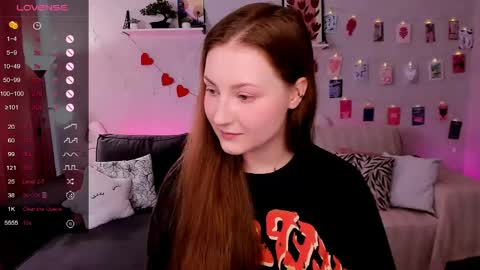 Mia online show from April 25, 7:55 am