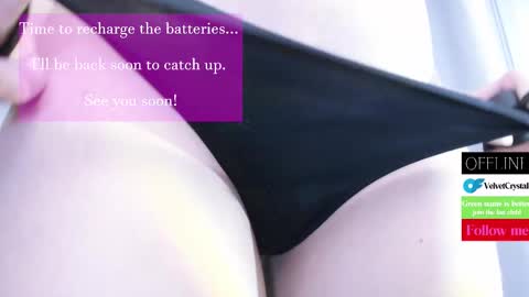 Snapshot of velvetcrystal chatting on February 25, 6:58 am Crystal PVT OPEN online show from February 25, 6:58 am