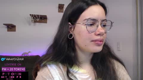 Snapshot of velvetcrystal chatting on October 9, 3:59 am Crystal PVT OPEN online show from October 9, 3:59 am