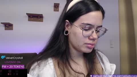 Snapshot of velvetcrystal chatting on November 27, 1:51 am Crystal PVT OPEN online show from November 27, 1:51 am