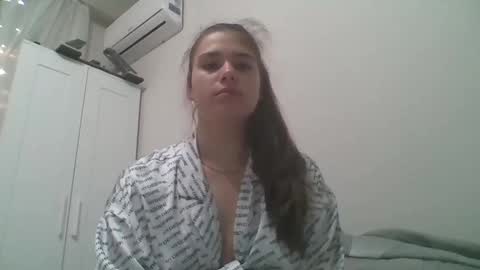 Snapshot of velveted_ivy chatting on November 12, 10:48 am velveted_ivy online show from November 12, 10:48 am