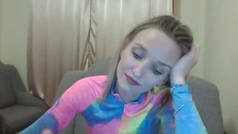 Snapshot of velvetintuition chatting on May 22, 8:03 pm velvetintuition online show from May 22, 8:03 pm
