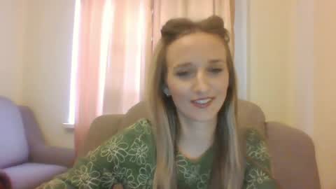 Snapshot of velvetintuition chatting on May 31, 6:09 pm velvetintuition online show from May 31, 6:09 pm