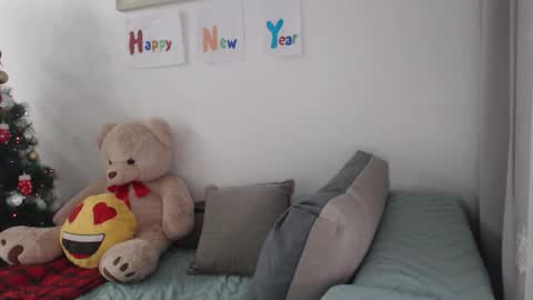 velvetmoon123 online show from January 7, 11:56 am