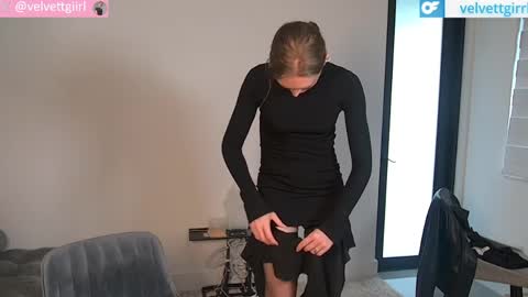 VelvetTGirl online show from June 4, 9:54 pm