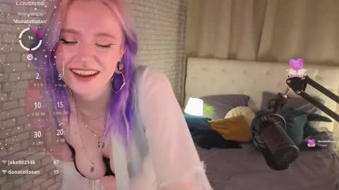 Snapshot of velvetvesper chatting on November 11, 9:37 pm velvetvesper online show from November 11, 9:37 pm