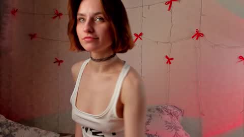 VelvetVine online show from February 20, 9:43 am