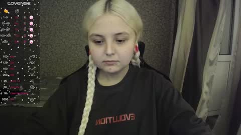 eva 3 online show from September 19, 11:05 pm