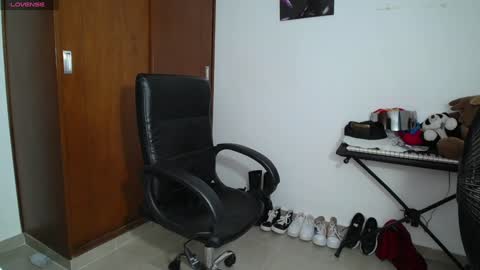 Snapshot of venelope1 chatting on January 14, 3:22 am Venelope 3 online show from January 14, 3:22 am