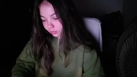 Snapshot of venelope1 chatting on November 13, 4:11 am Venelope 3 online show from November 13, 4:11 am