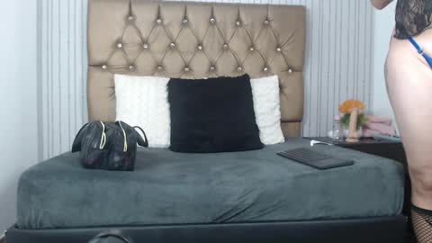 veneno hot online show from January 22, 1:21 pm