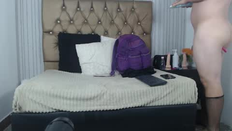 veneno hot online show from January 25, 7:49 pm