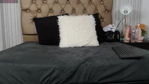 veneno hot online show from February 5, 5:20 pm