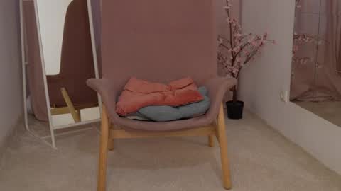 VENERA  online show from January 8, 12:58 pm