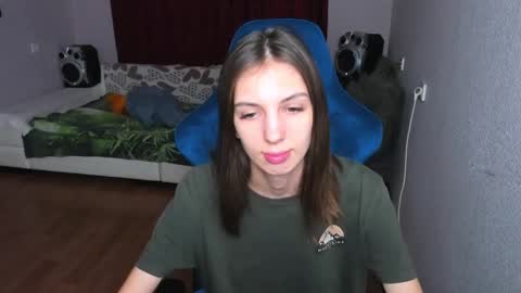 veneradi615 online show from January 31, 4:38 pm