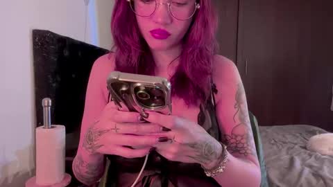 Lanna   online show from October 21, 11:55 am