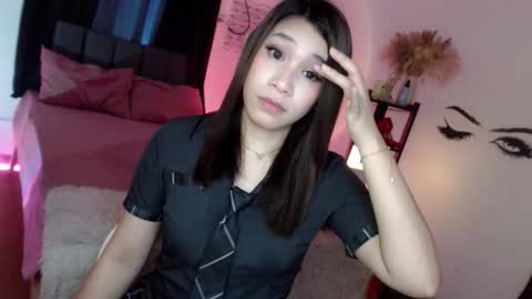 veniceseduction online show from September 18, 6:04 am