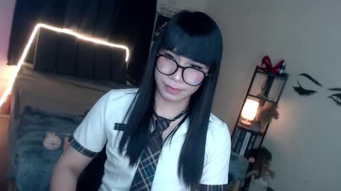 Snapshot of veniceseduction chatting on March 18, 1:03 pm veniceseduction online show from March 18, 1:03 pm