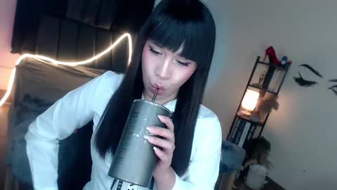 Snapshot of veniceseduction chatting on March 25, 2:12 pm veniceseduction online show from March 25, 2:12 pm