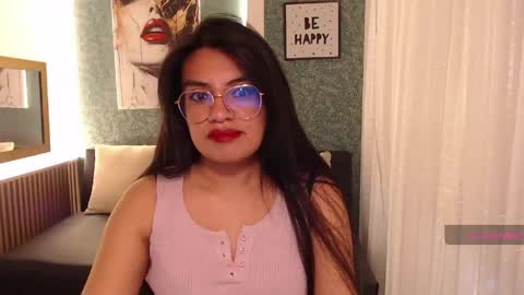 Vennuss   mirrd online show from April 24, 9:39 pm