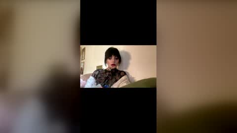 venom_goddess online show from June 6, 4:23 pm