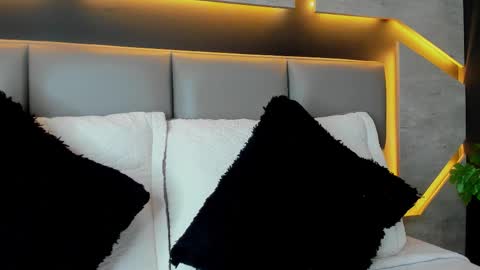 VALERIA online show from February 6, 1:25 pm