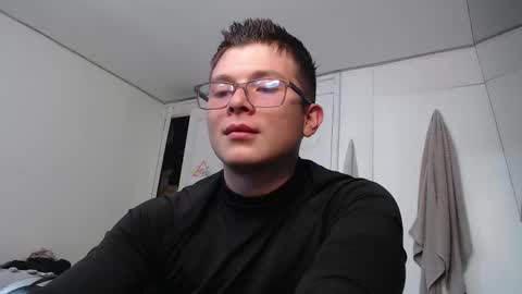 venumbestia online show from November 19, 5:02 pm