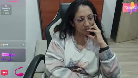 venus496613 online show from July 23, 11:57 pm