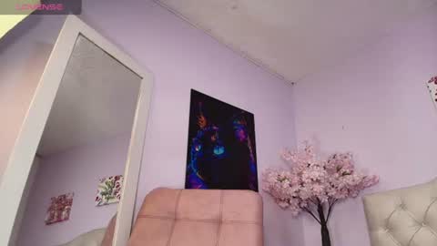 Snapshot of venus_26_ chatting on July 6, 8:22 pm eva online show from July 6, 8:22 pm