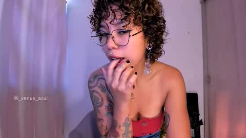 Snapshot of venus_azul chatting on October 9, 2:26 pm JulietaIndependent Model  venus azul online show from October 9, 2:26 pm