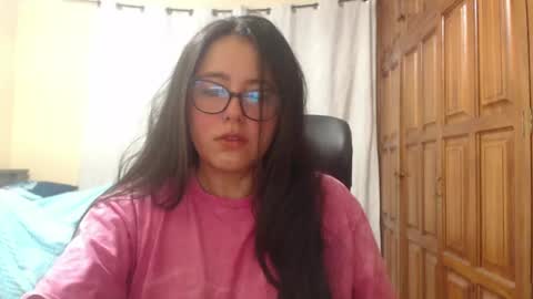 Snapshot of venus_cat_ chatting on June 6, 4:39 am Venus online show from June 6, 4:39 am