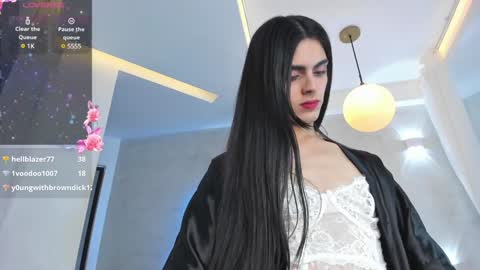 VENUS online show from February 5, 6:15 pm