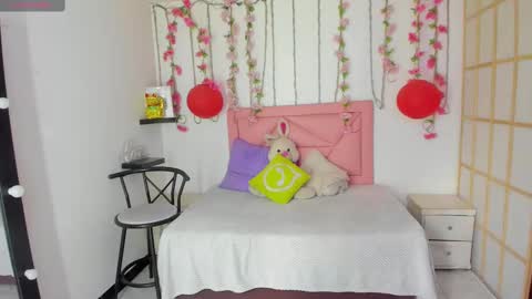 Mary online show from September 10, 7:47 pm