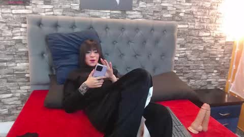 Medussa online show from March 11, 11:59 pm