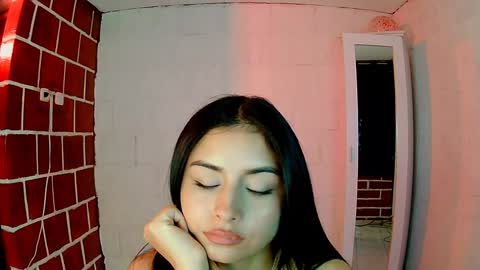 emily independent account  MY conextion 1100 GTM  to  17hr GTM online show from December 29, 7:39 am