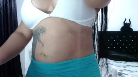 venus_menoza online show from October 30, 1:34 pm