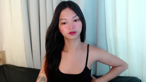 venus_mirage online show from May 14, 5:14 am