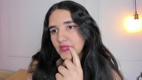 Snapshot of venus_naughty_1 chatting on December 10, 9:33 am Sofi online show from December 10, 9:33 am