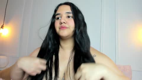 Snapshot of venus_naughty_1 chatting on December 24, 10:44 am Sofi online show from December 24, 10:44 am