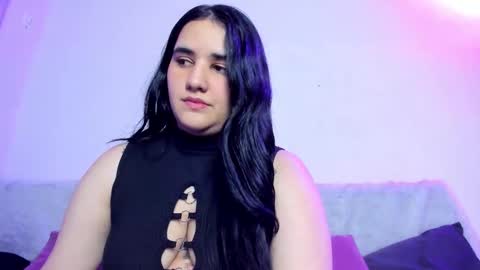 Snapshot of venus_naughty_1 chatting on October 25, 12:40 am Sofi online show from October 25, 12:40 am