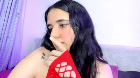 Snapshot of venus_naughty_1 chatting on October 27, 12:15 am Sofi online show from October 27, 12:15 am