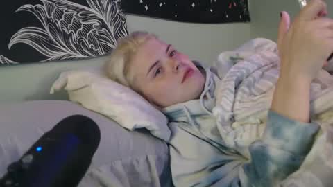 Miss Venus online show from October 6, 1:08 pm