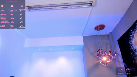 Venus Cooper Everyday From 1400 to 2200 Col Time online show from April 22, 8:10 pm